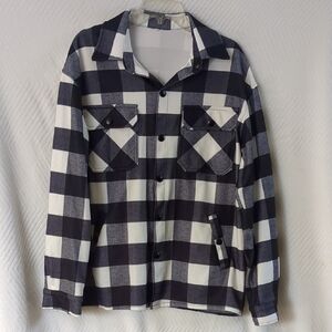 Black and White Checkered Button-Up SNAP Shirt Size L Plaid Shacket Jacket